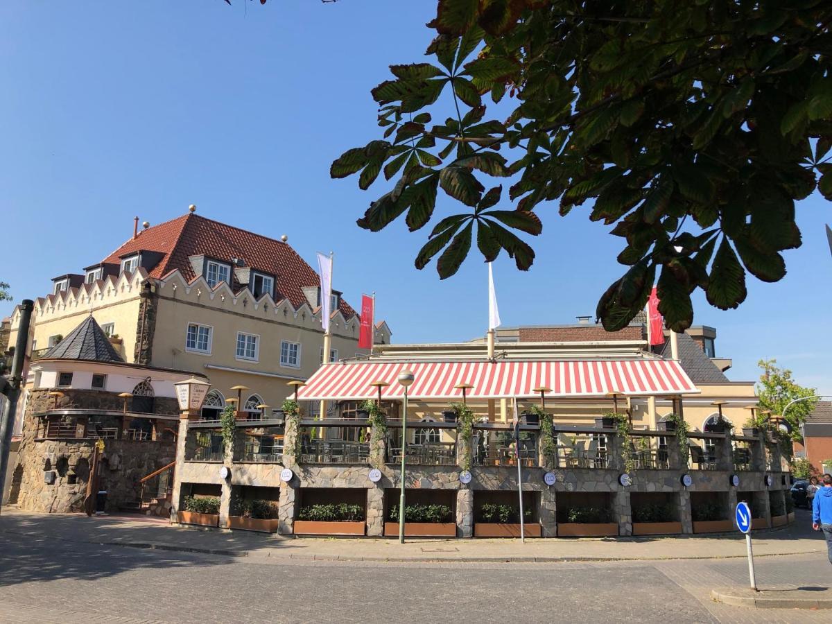 Wirtshaus & Hotel Landsknecht Meerbusch Exterior photo